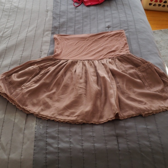 Flowy brown foldover skirt - Picture 2 of 3